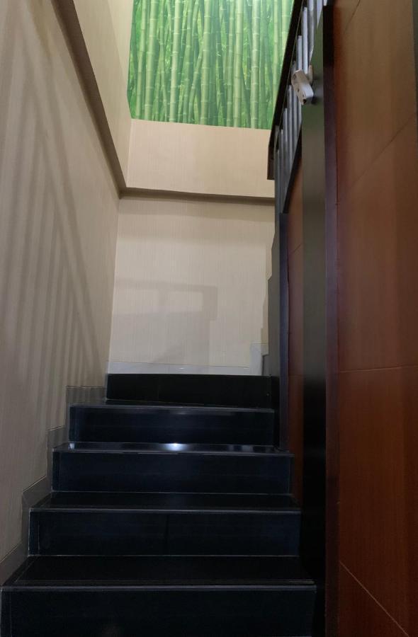 Platinum Setramurni Guest House Bandung 3Br Εξωτερικό φωτογραφία