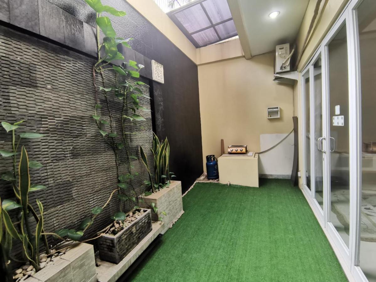 Platinum Setramurni Guest House Bandung 3Br Εξωτερικό φωτογραφία